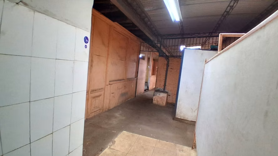 ¡Oportunidad Negocio! Se Vende Local Comercial en Carlos Valdovinos 1033, San Miguel.