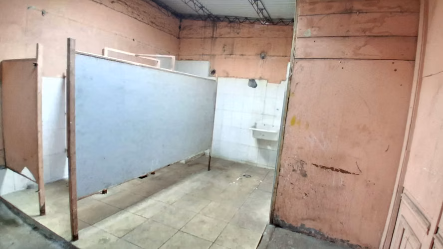 ¡Oportunidad Negocio! Se Vende Local Comercial en Carlos Valdovinos 1033, San Miguel.