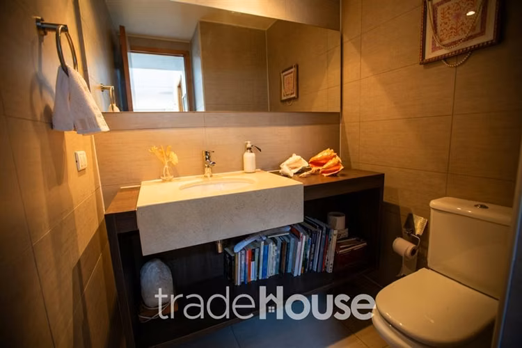 Departamento en venta de 3 dorm. en Vitacura