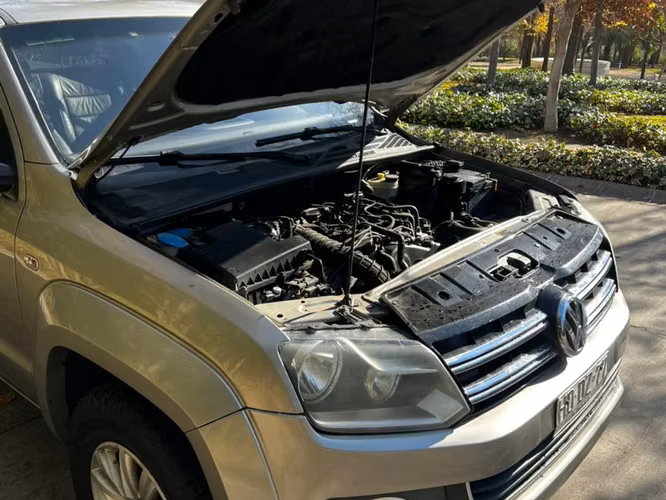 VOLKSWAGEN AMAROK HIGHLINE 4X4 2.0 AUT DIESEL 180HP AT 4P 2015