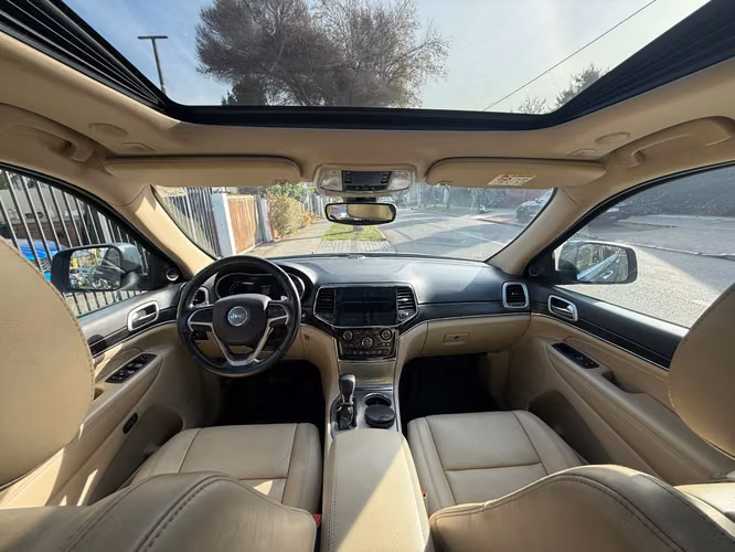 Grand cherokee ltd 4x4 2022 aut