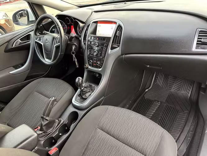 OPEL ASTRA HB 1.6 TURBO ENJOY R 2015