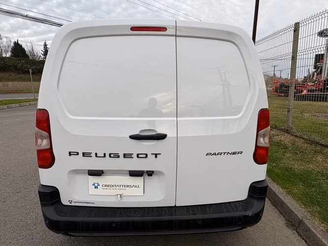 PEUGEOT PARTNER 2025