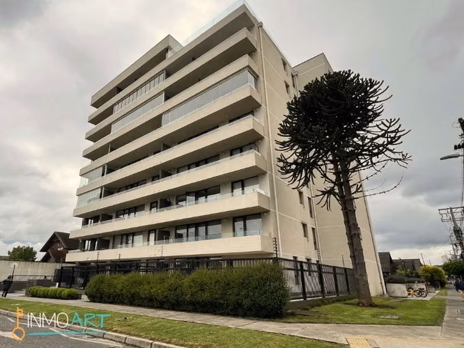 Departamento en venta de 3 dorm. 2 baños Edificio Sangers