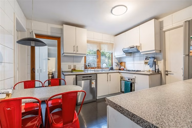 Casa en venta de 5D/3B/2E en Piedra Roja Chicureo
