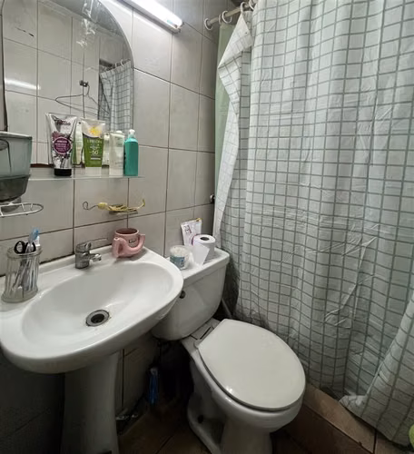 Se vende casa de 3H, 2B en tranquilo barrio residencial