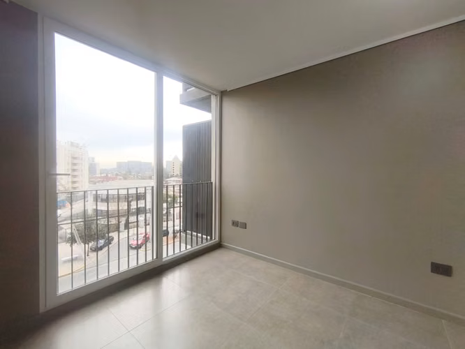 Av. Vicuña Mackenna  [3907-1]