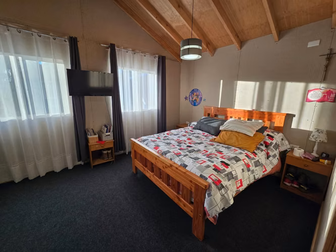 ¡Gran Oportunidad en Valdivia! Amplia Casa en Sector Mahuiza – Etapa 1 - Imagen 15