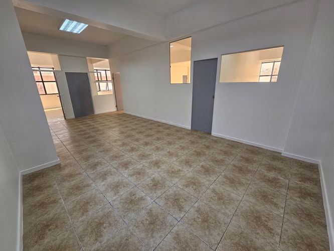 Se arriendan oficinas – Centro de Iquique, calle Barros Arana