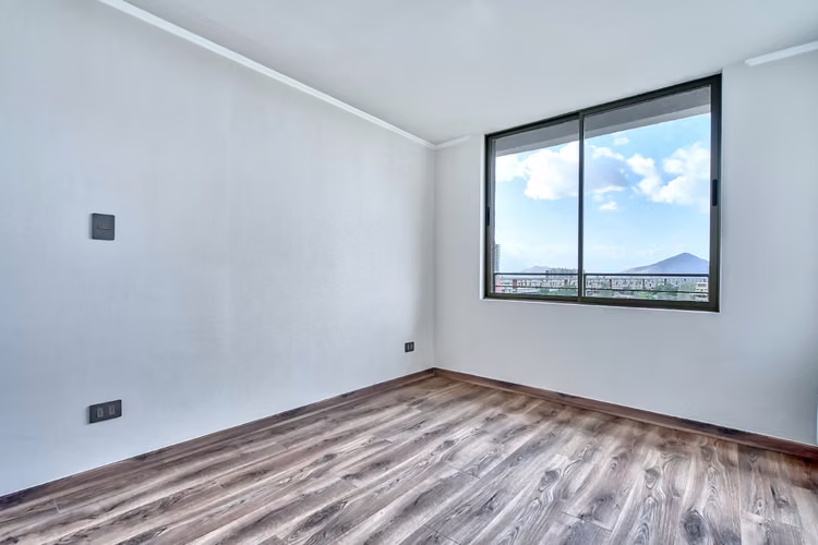 Av. Ecuador 3866 (1 Est /1 Bod)