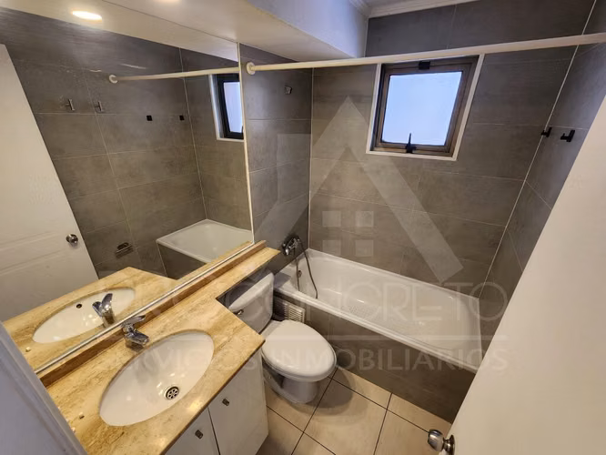 Departamento en arriendo en Santiago Centro 2H2B + estac. - Imagen 12