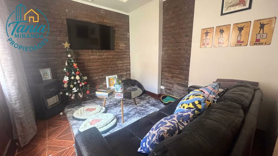 Moderna Vivienda Cerca de Servicios (172656)