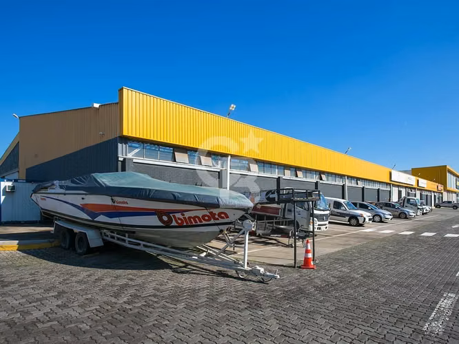 Bodega 177m2 en Centro Logístico en Quilicura