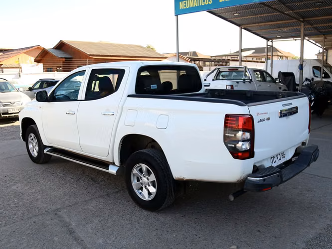 MITSUBISHI L200 2024