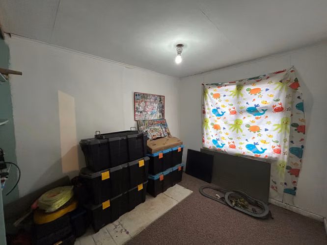 VENDO CASA CON AMPLIO TERRENO POBLACION CALISTO