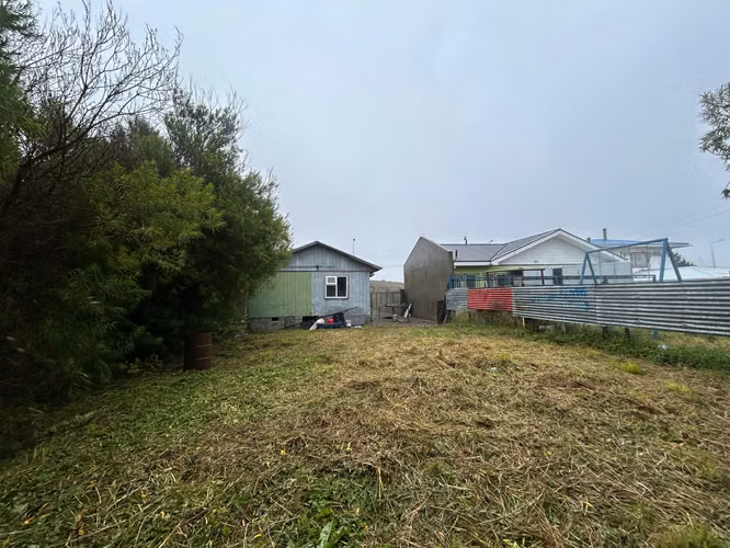 VENDO CASA CON AMPLIO TERRENO POBLACION CALISTO
