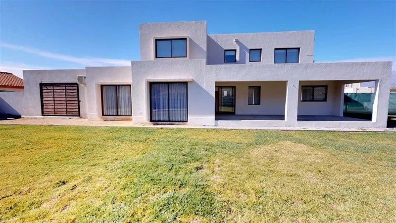 Casa en arriendo de 3 dorm. en Rinconada