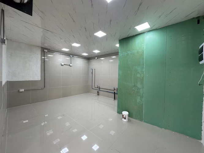Local Comercial - Av Laguna Sur 292