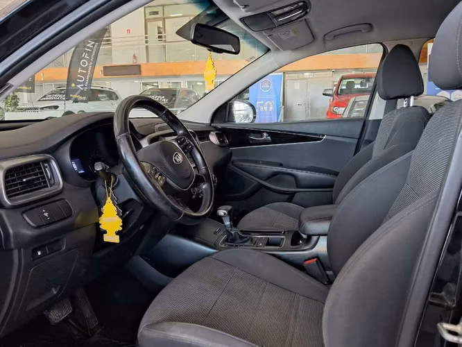 KIA SORENTO EX 2.4L GSL 6AT 2WD 2019