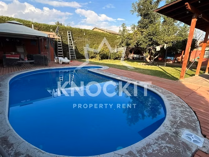 Arriendo Casa Amplia 3D3B con Piscina y Quincho Colina