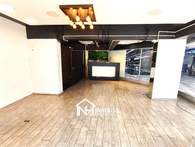 Local Comercial en arriendo en Providencia