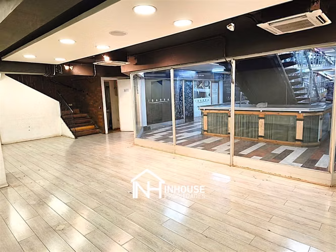 Local Comercial en arriendo en Providencia