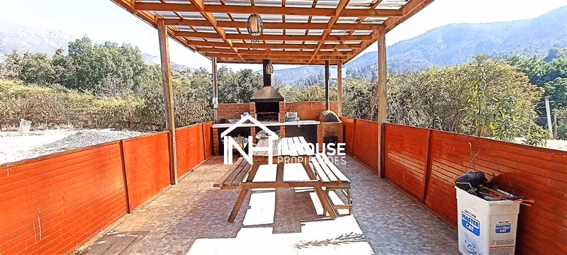 Casa en arriendo de 4 dorm. en Curacaví