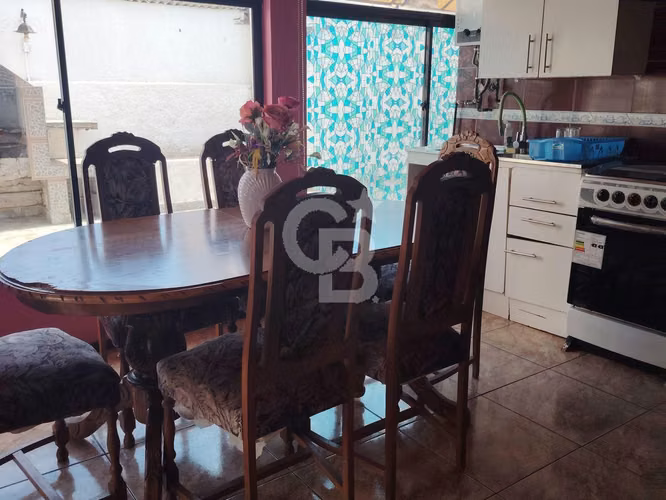 ¡Propiedad Comercial Versátil en Crecimiento en Concón!