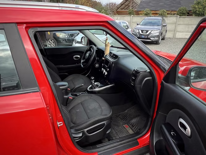 KIA SOUL 2018