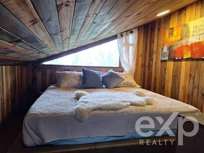 Vende Sitio con Refugio casa de 55m2 en Paredones