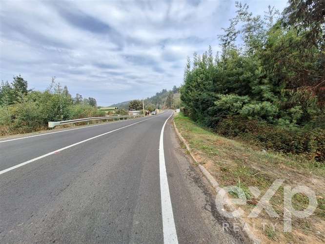 Vende Refugio con casa 55m2 2d y 1b en Paredones