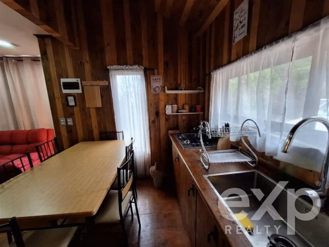Vende Refugio con casa 55m2 2d y 1b en Paredones