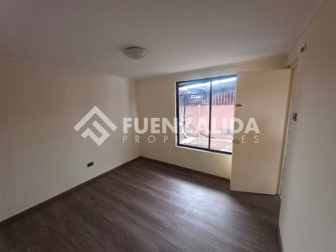 Casa en venta de 5 dormitorios en Puente Alto, MCF