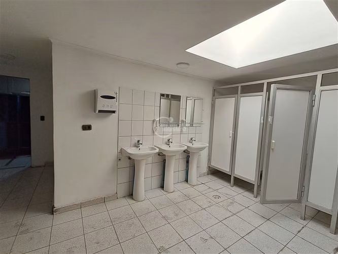 Local Comercial en arriendo en San Joaquín