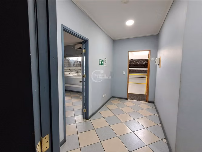 Local Comercial en arriendo en San Joaquín