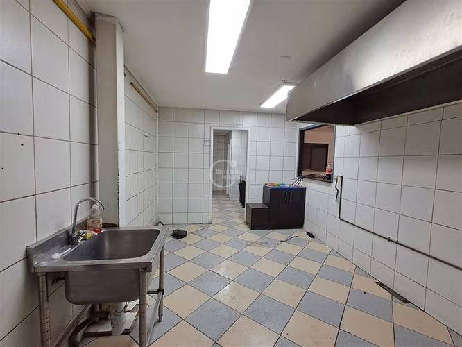 Local Comercial en arriendo en San Joaquín