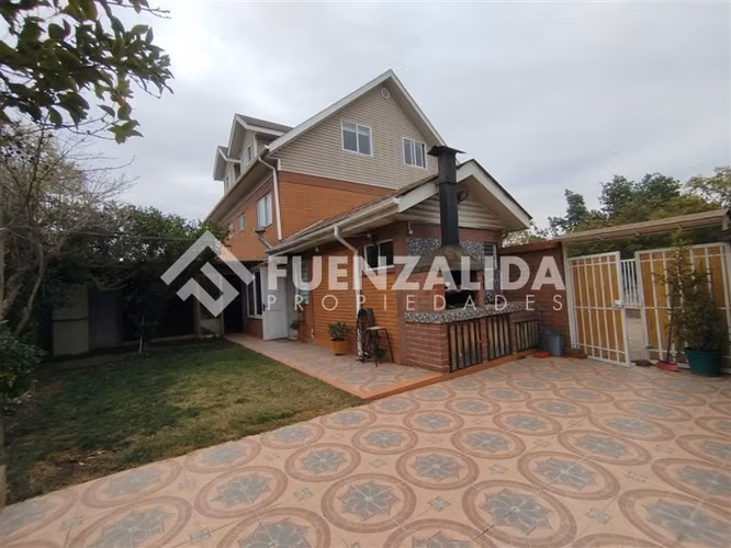Casa en venta de 4 dorm. en Puente Alto