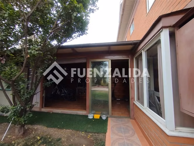 Casa en venta de 4 dorm. en Puente Alto