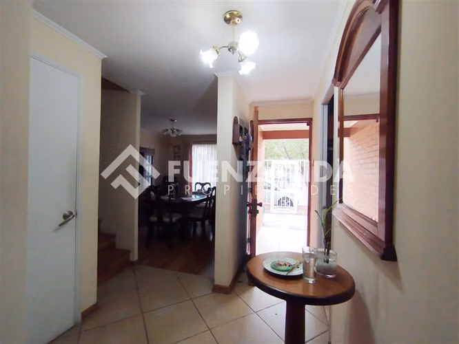 Casa en venta de 4 dorm. en Puente Alto