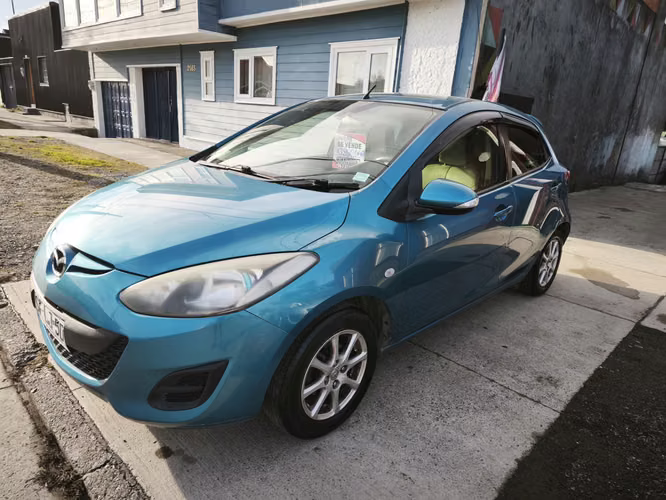 Mazda Demio SkyActive 2011