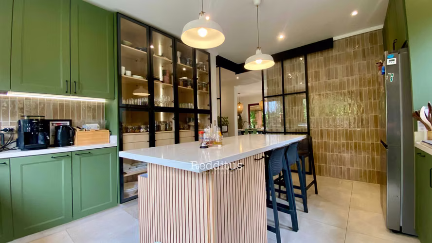 Excelente conectividad | Chicureo Poniente (172800)