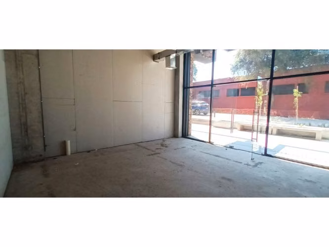 ARRIENDO Locales Comerciales Bellavista 68,09 m2 aprox.