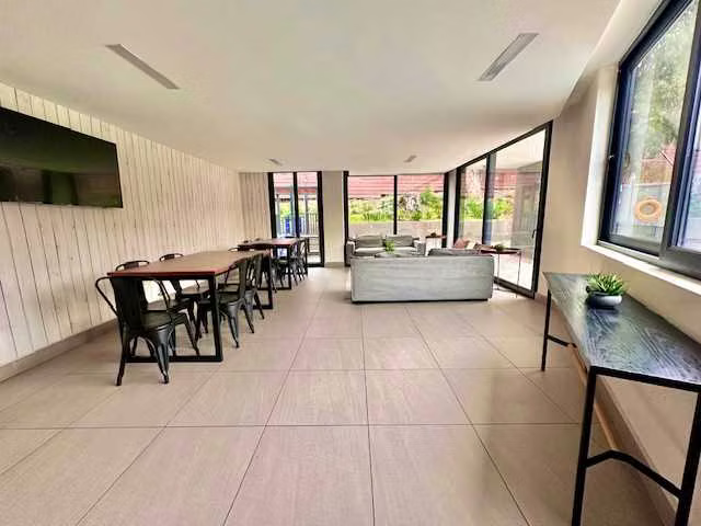Dpto. en Venta, Con Jardín Privado (172814)