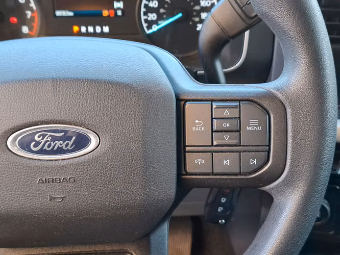 FORD F-150 2024