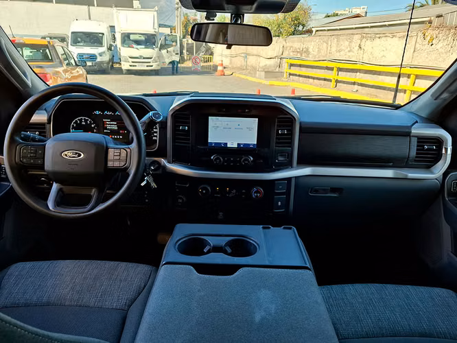FORD F-150 2024