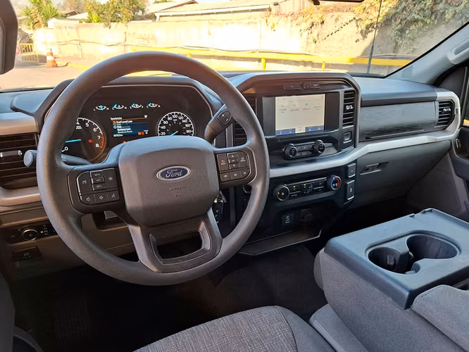 FORD F-150 2024