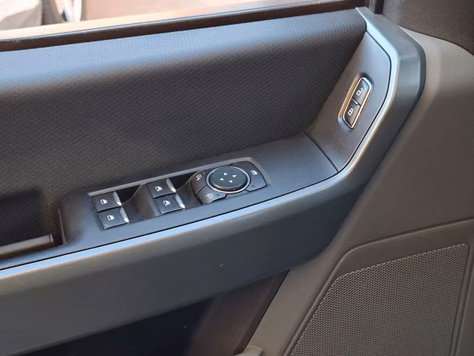 FORD F-150 2024