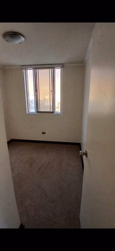 ARRIENDO DEPARTAMENTO IQUIQUE 3D / 1B – CONDOMINIO BUENA VISTA