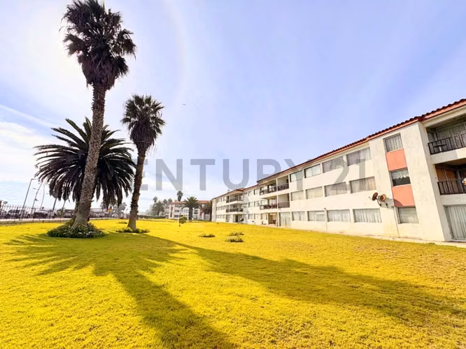 Se vende departamento frente al mar en La Serena - Imagen 20
