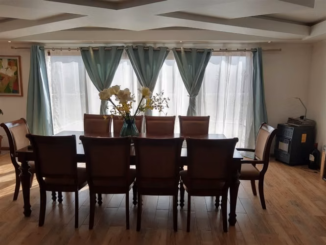 PARCELA Parcela en Condominio con fabulosa casa de 7 dorm, 6 baños, piscina, paneles solares, PIRQUE
